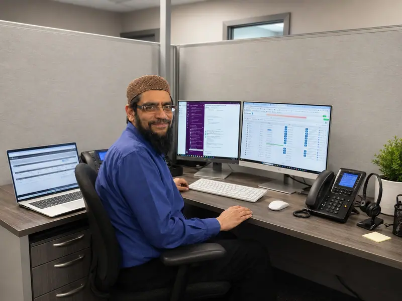 Technician planning a cloud migration at his desk
